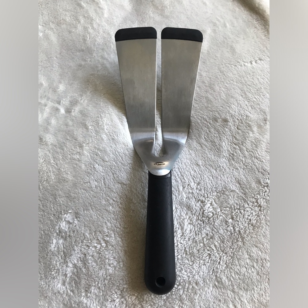 Chef N - Stainless Steel slotted Turner Spatula with Black Silicone Handle